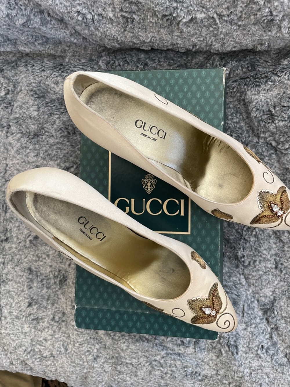 Gucci Vintage RARE Beige Embellished Pointed-Toe Satin Heels - Picture 2 of 16
